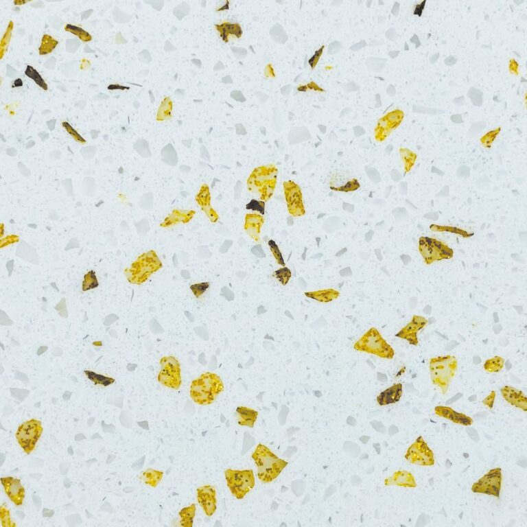 White Glitter Quartz Swatch